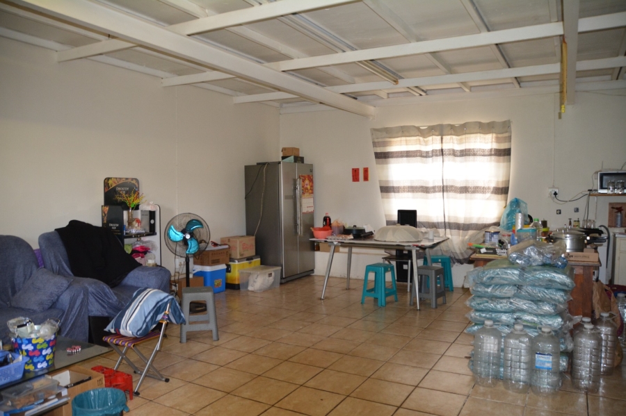 6 Bedroom Property for Sale in Klawer Western Cape